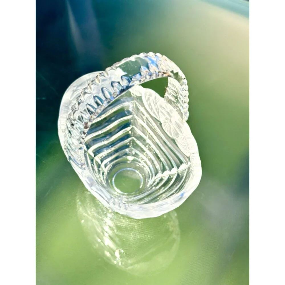 Anna Hutte Bleikristall 24 % Lead CRYSTAL Easter BASKET Bowl w/ Handle - Germany